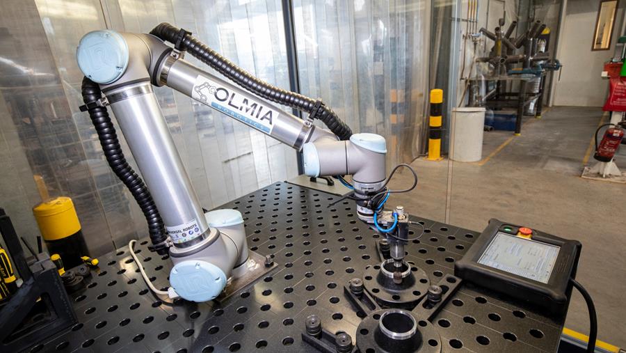 Smart glasses en cobots voor gebruik in de werkplaats