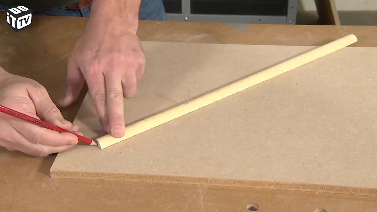 Zo teken je makkelijk een cirkel op hout